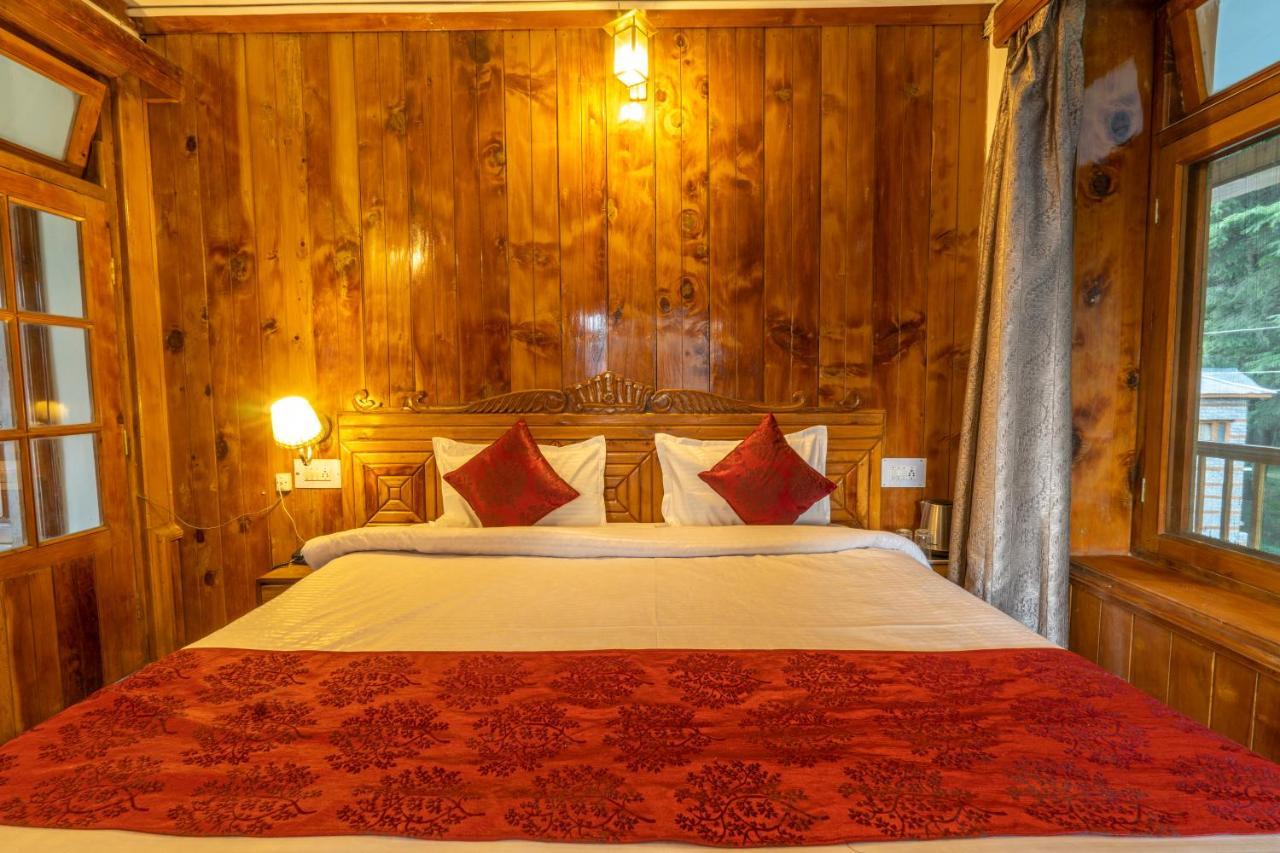 Holiday Home International -Vivaan Stays Manāli Exterior foto
