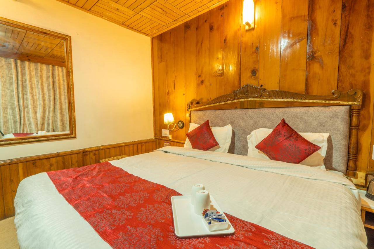 Holiday Home International -Vivaan Stays Manāli Exterior foto